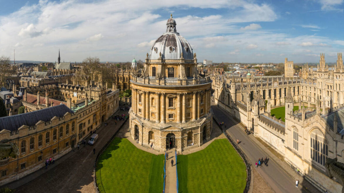 Understand How Top Universities In UK Are Adapting To The Change